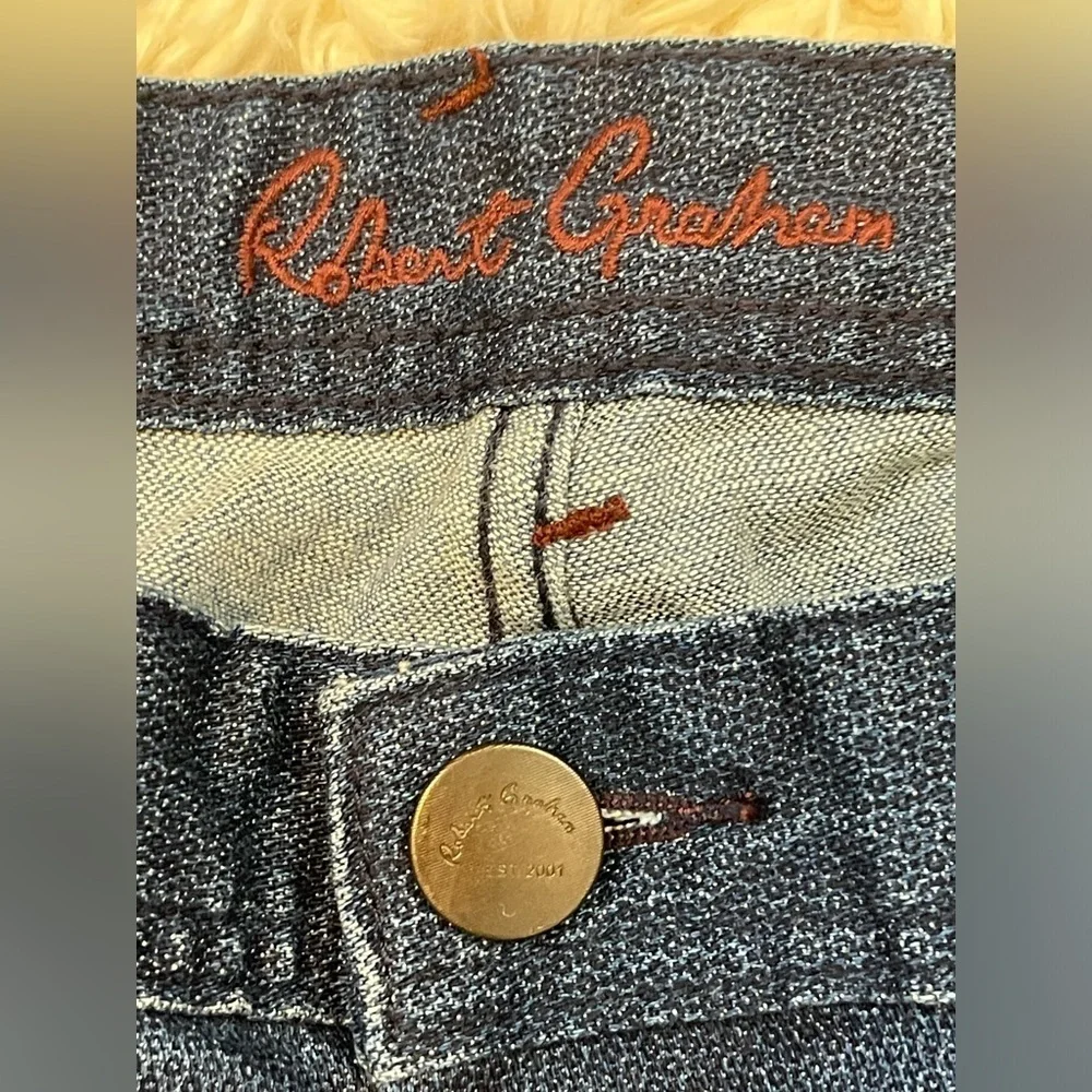 Robert Graham excellent